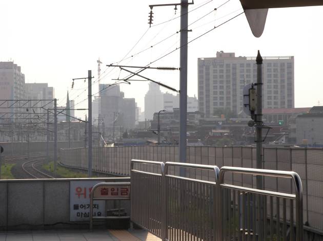 素砂駅のホーム